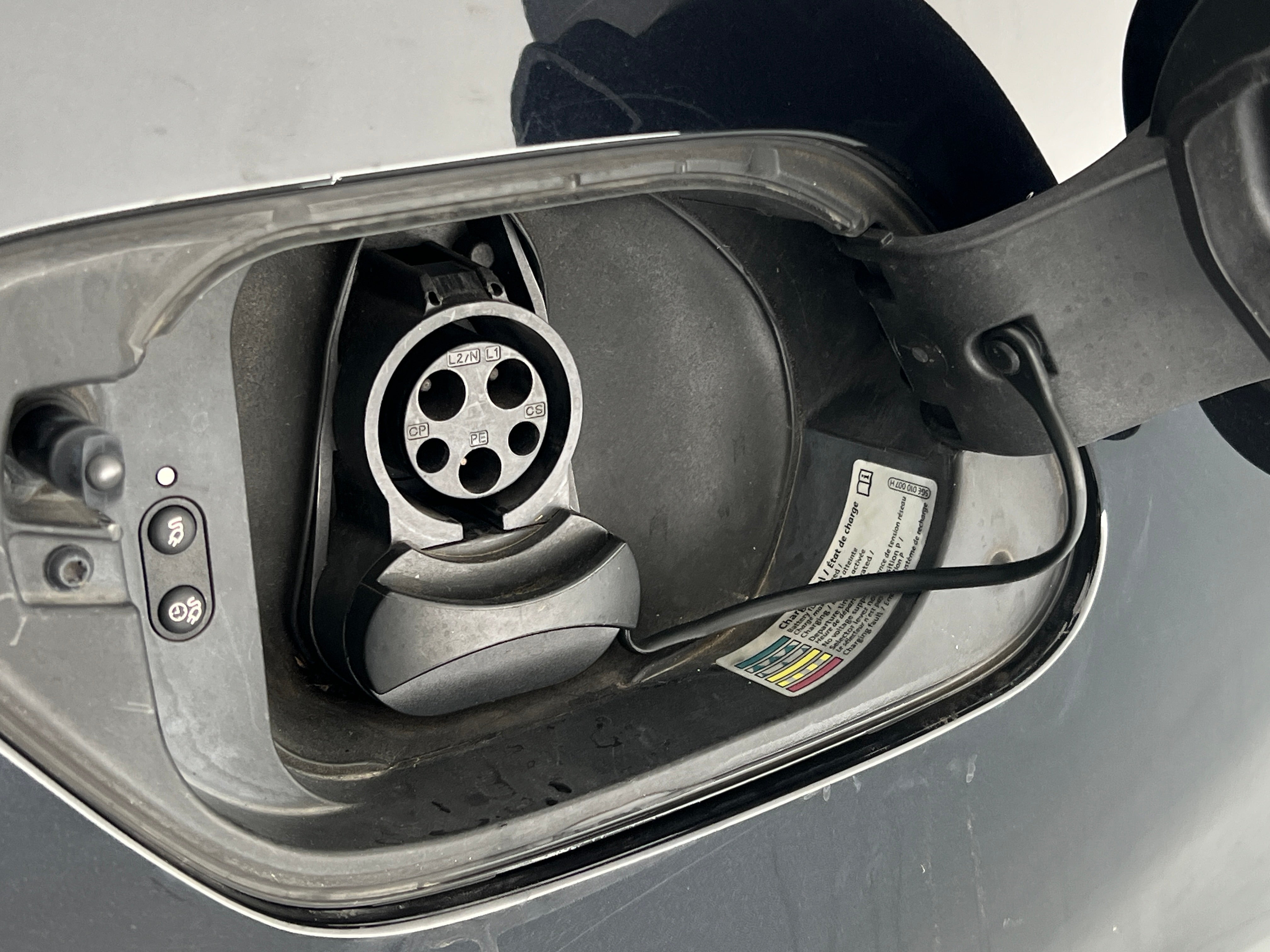 Used 2019 Volkswagen e-Golf e-Golf SEL Premium with VIN WVWPR7AU1KW905720 for sale in Auburn, WA