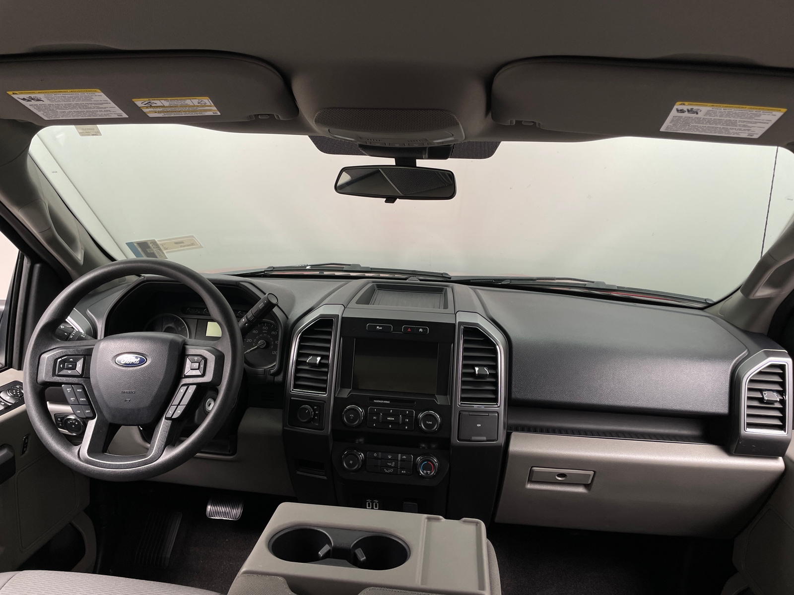 Thumbnail: 2020 Ford Econoline - 3