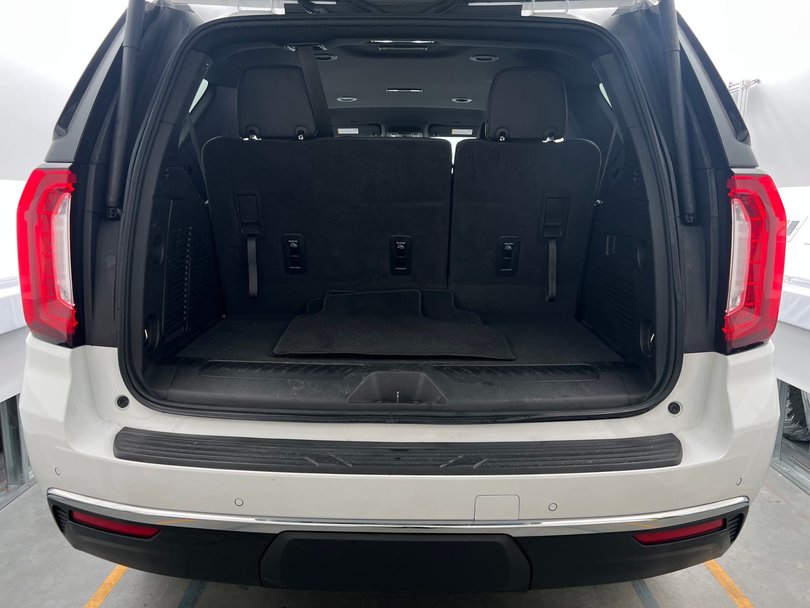 Thumbnail: 2024 GMC Yukon - 6