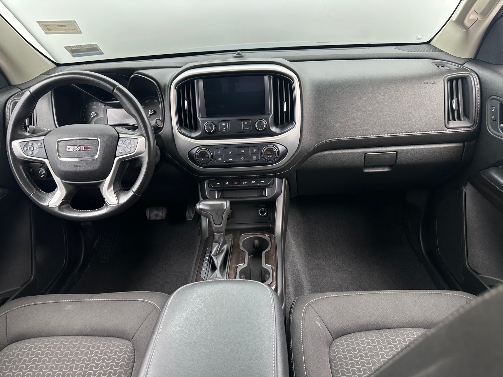 Thumbnail: 2019 GMC Canyon - 3