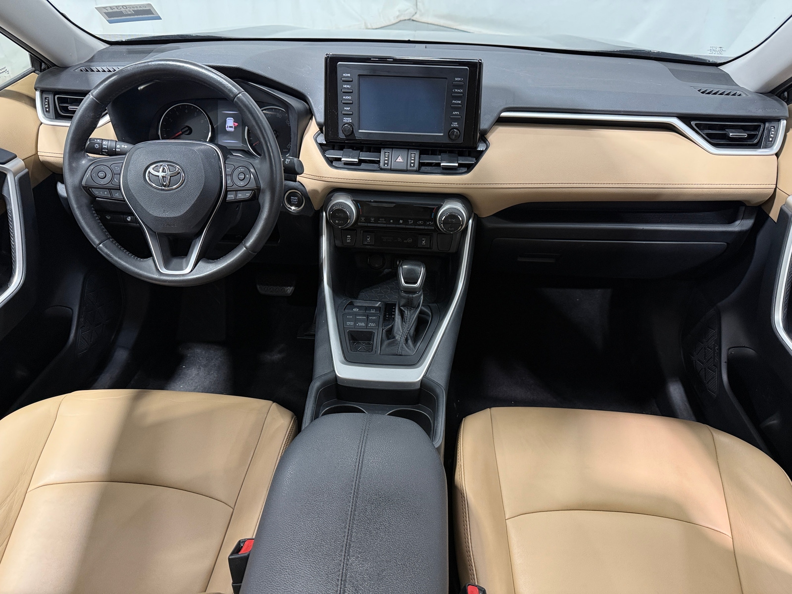 Thumbnail: 2019 Toyota RAV4 - 2