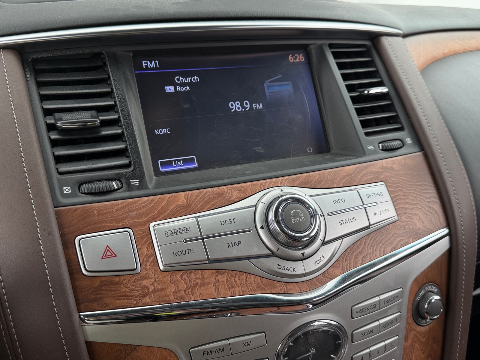 Thumbnail: 2017 INFINITI QX80 - 3