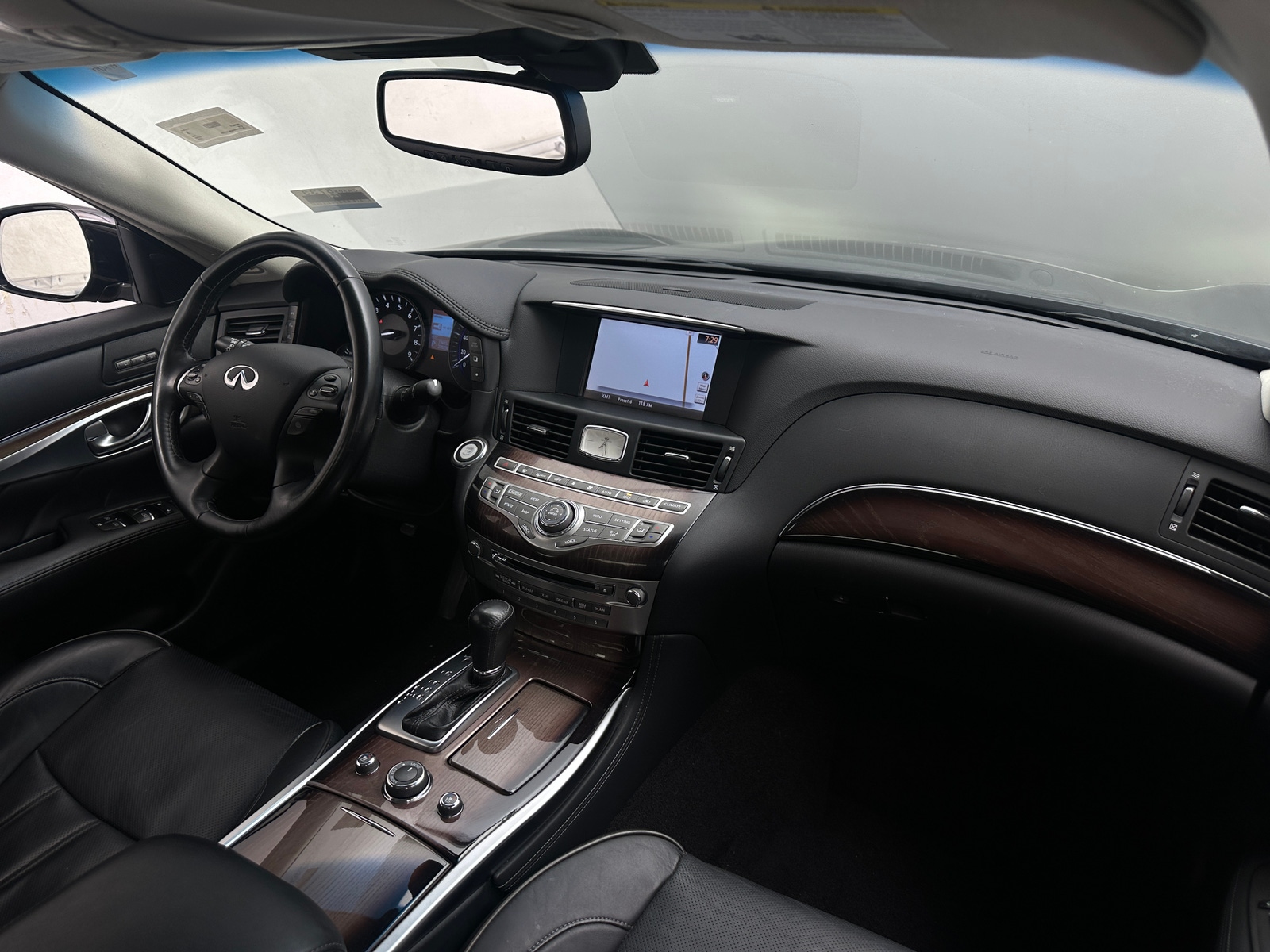 Thumbnail: 2016 INFINITI Q70 - 2