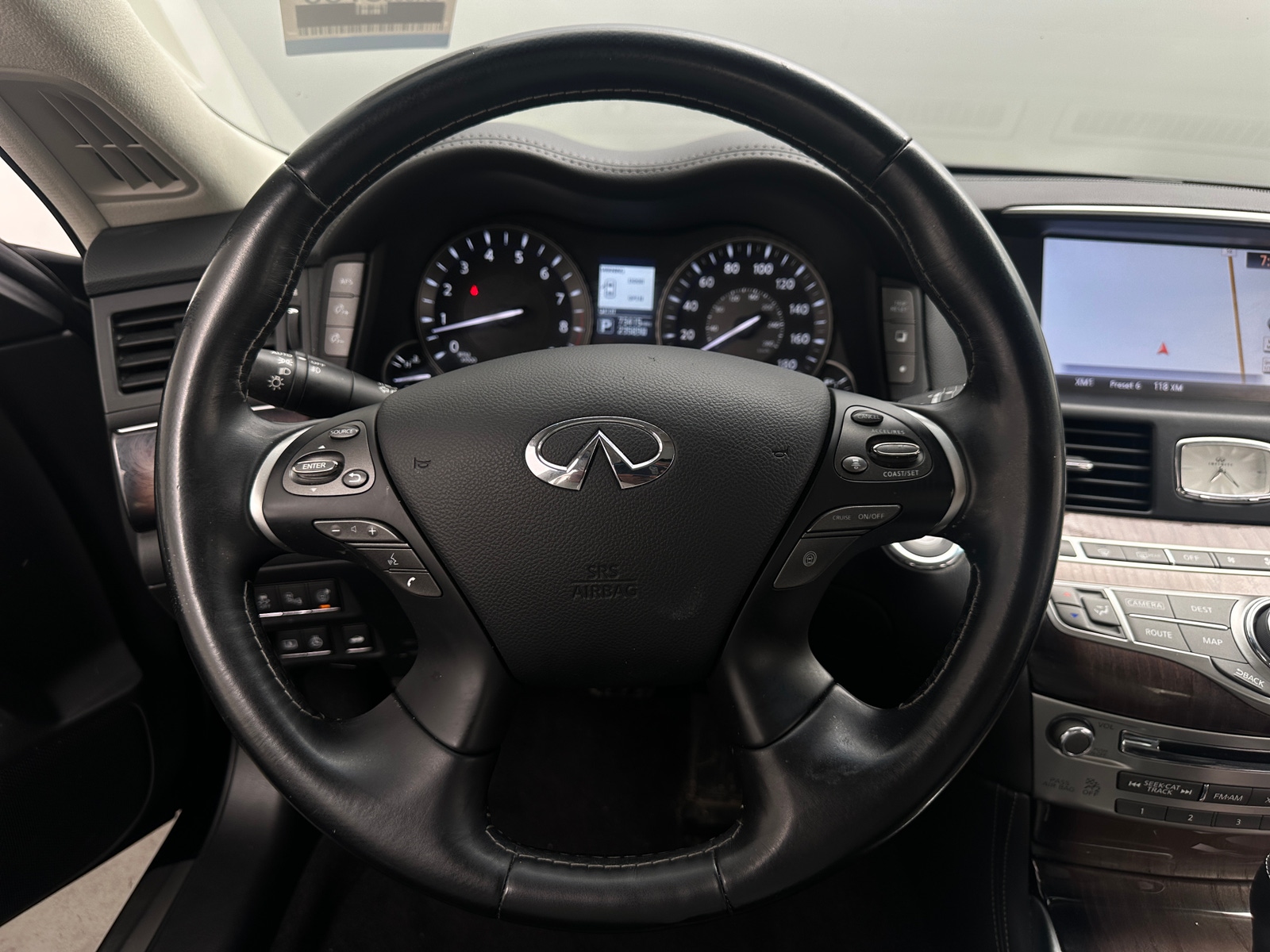 Thumbnail: 2016 INFINITI Q70 - 4