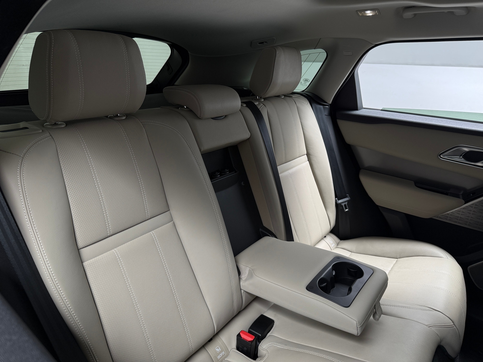 Thumbnail: 2020 Land Rover Range Rover Velar - 5