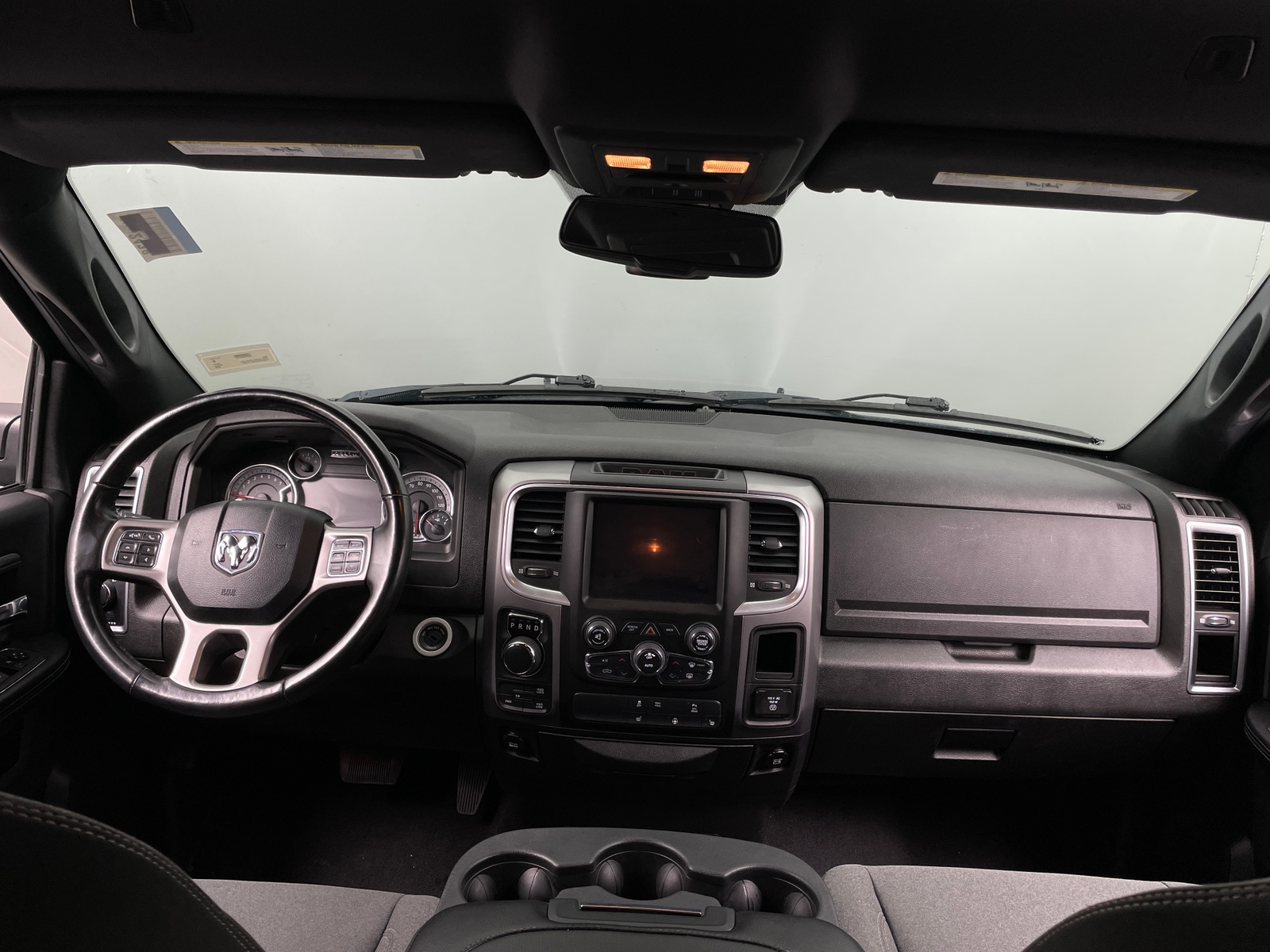 Thumbnail: 2022 RAM 1500 Classic - 3