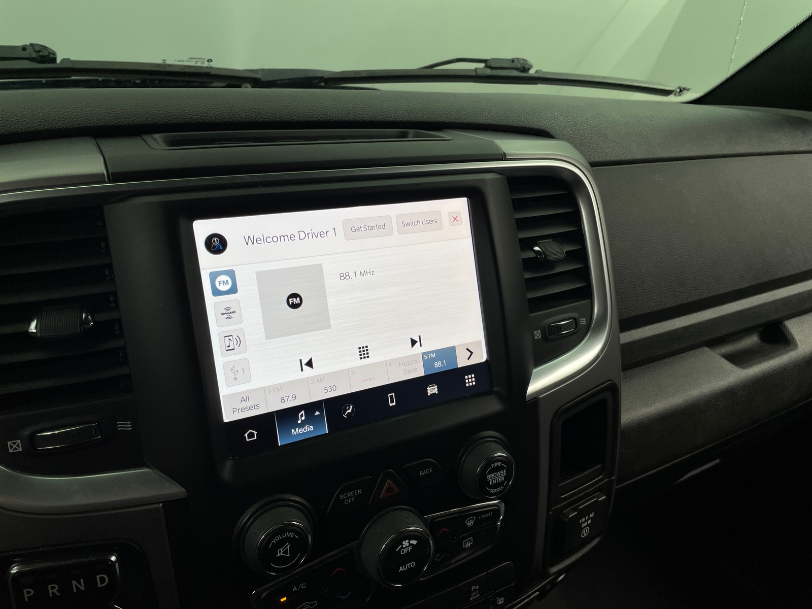 Thumbnail: 2022 RAM 1500 Classic - 4