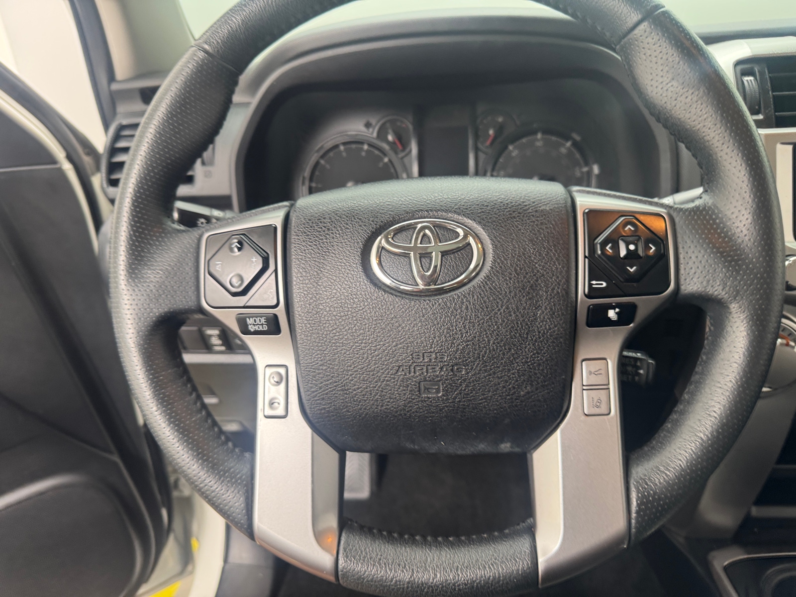Thumbnail: 2022 Toyota 4Runner - 4