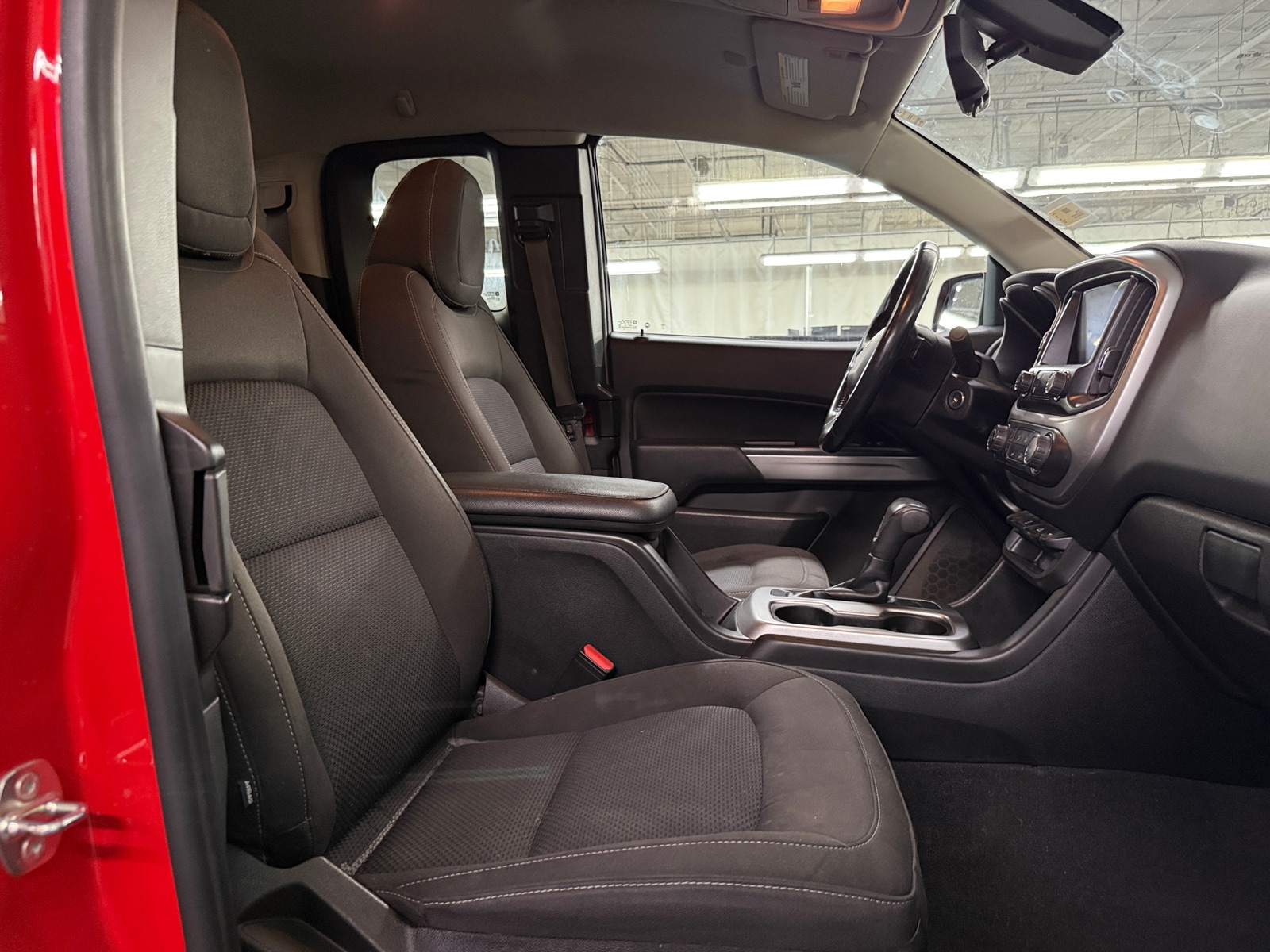 Thumbnail: 2020 Chevrolet Colorado - 2