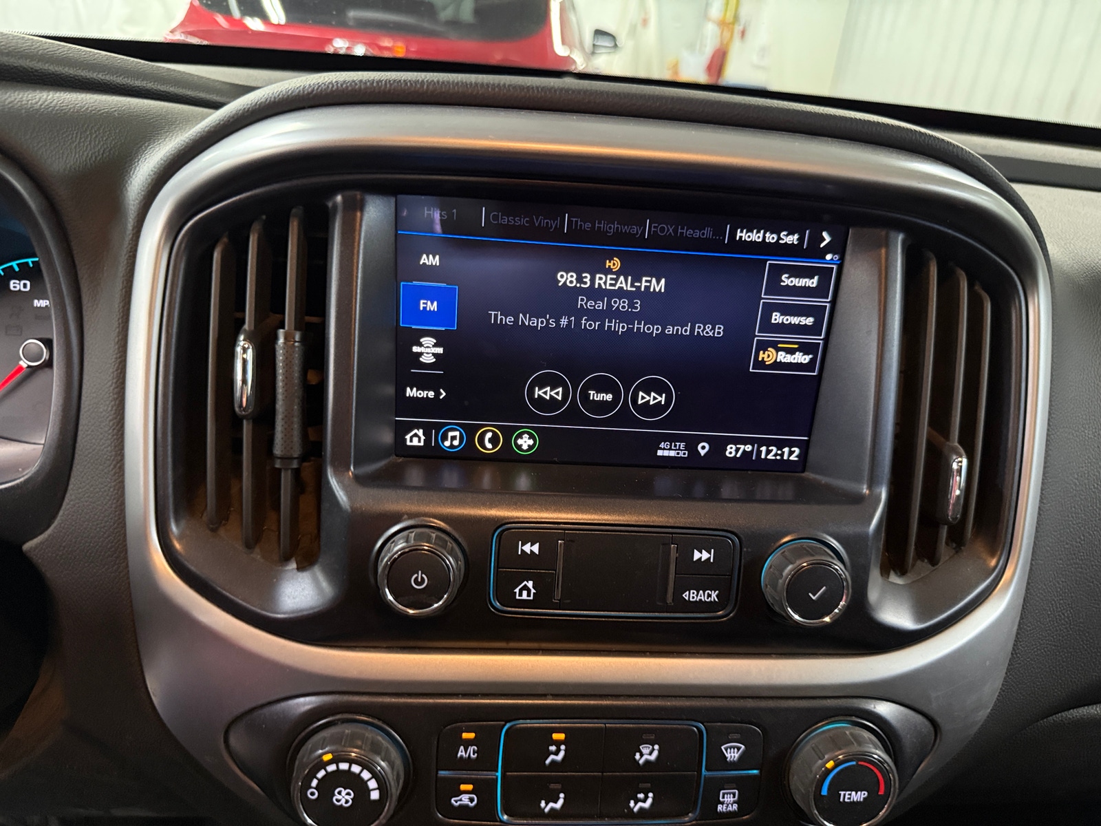 Thumbnail: 2020 Chevrolet Colorado - 4
