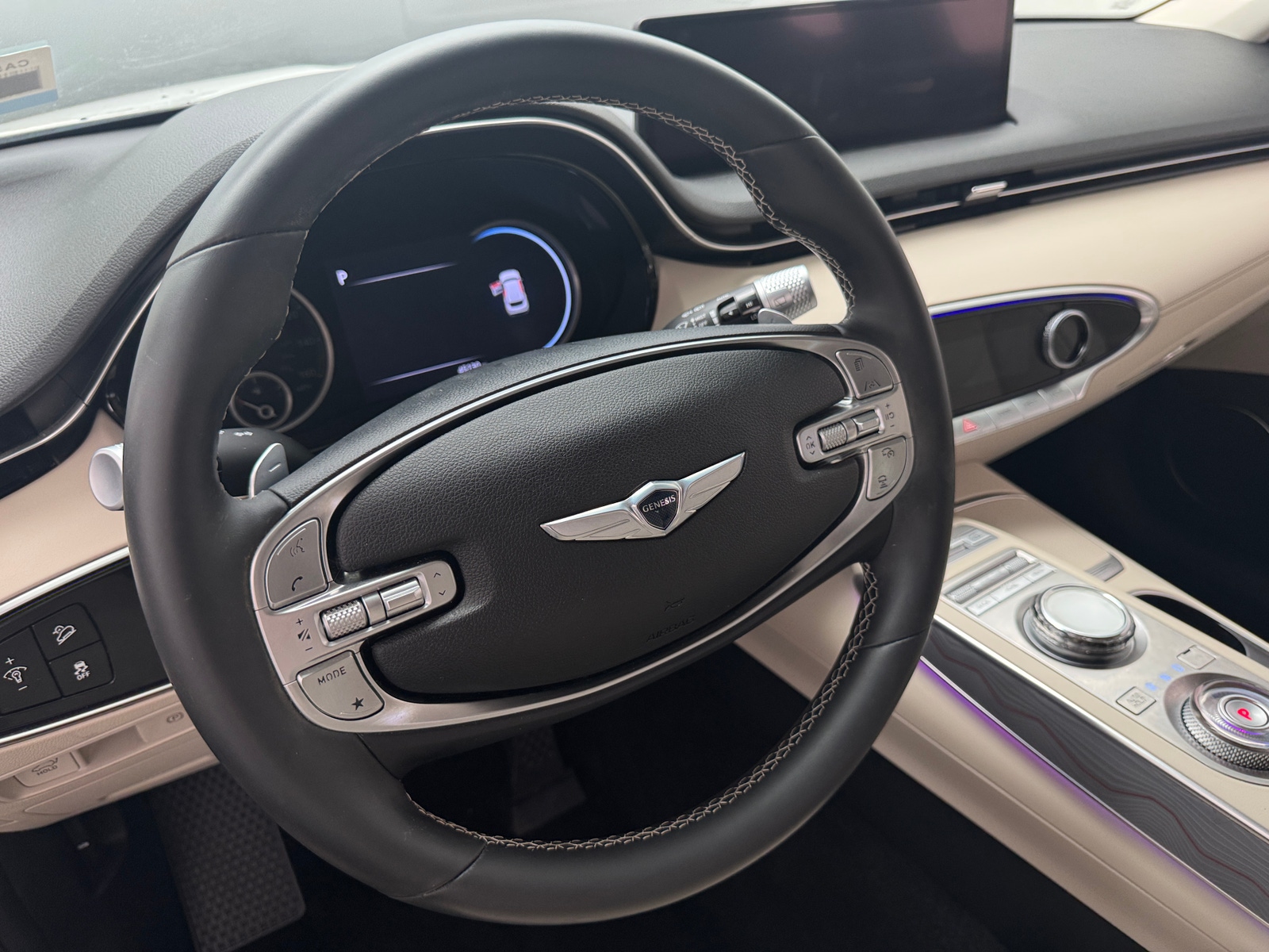 Thumbnail: 2023 Genesis GV70 - 4