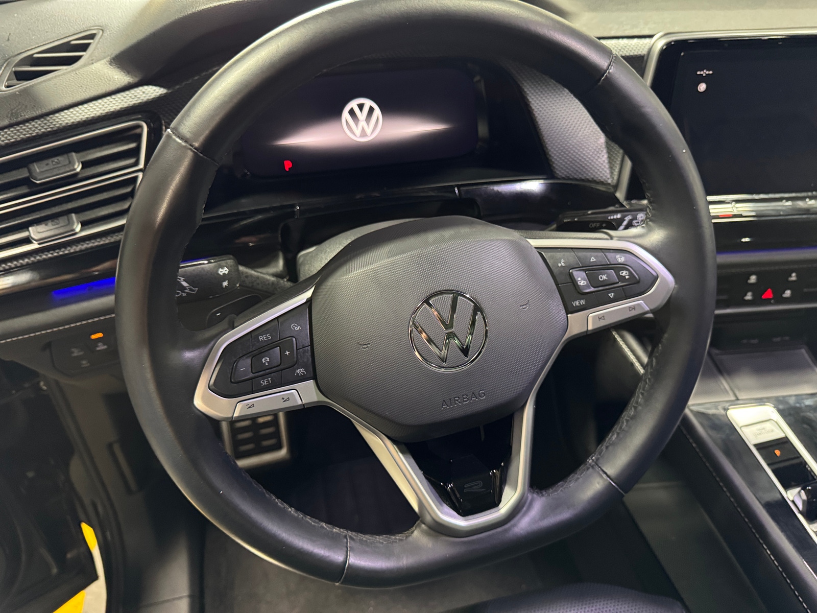 Thumbnail: 2024 Volkswagen Atlas - 4