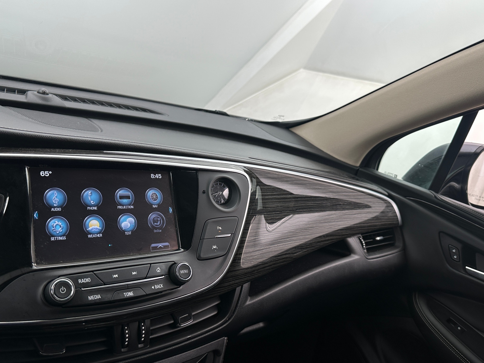 Thumbnail: 2018 Buick Envision - 3