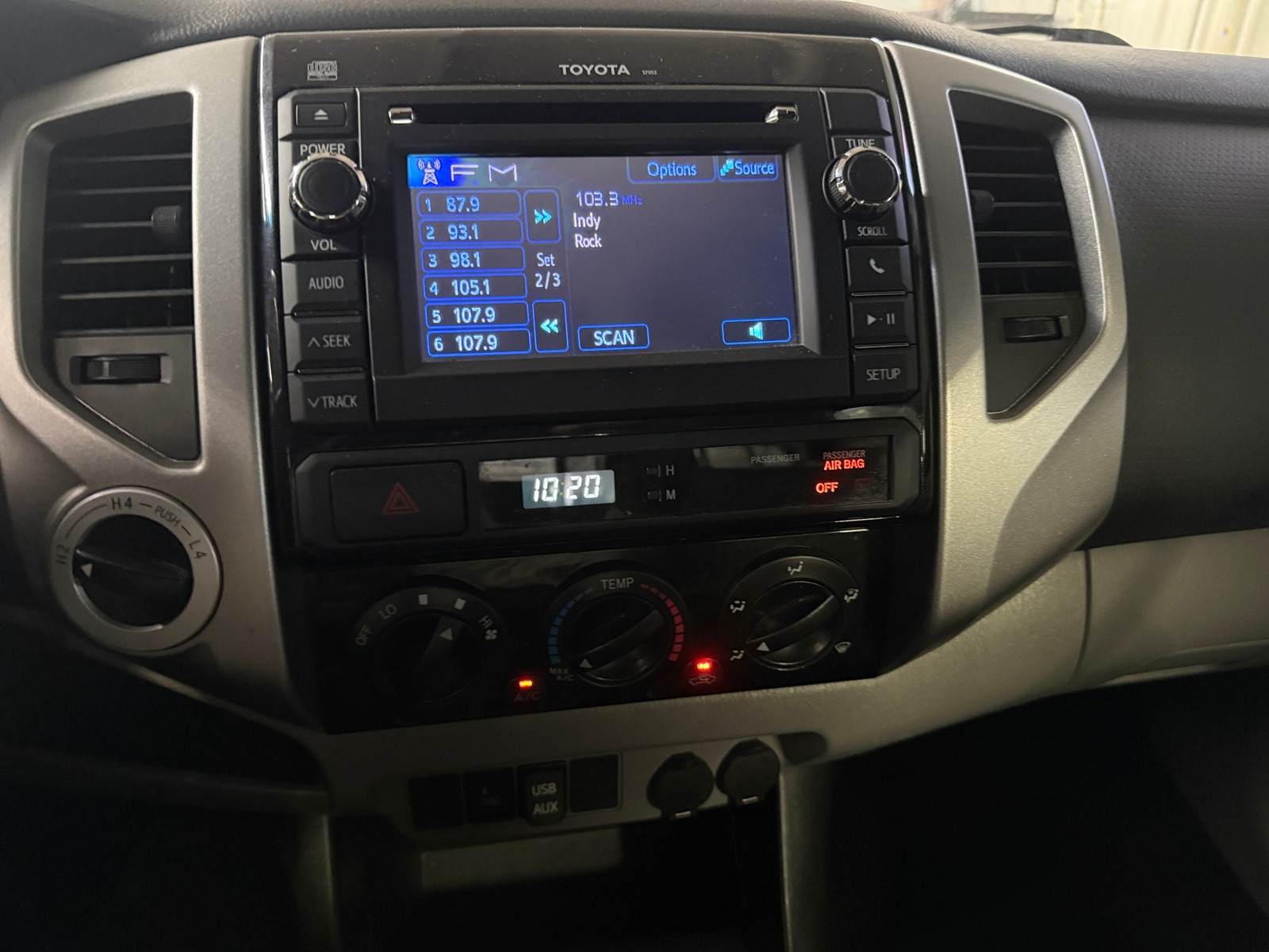 Thumbnail: 2013 Toyota Tacoma - 4