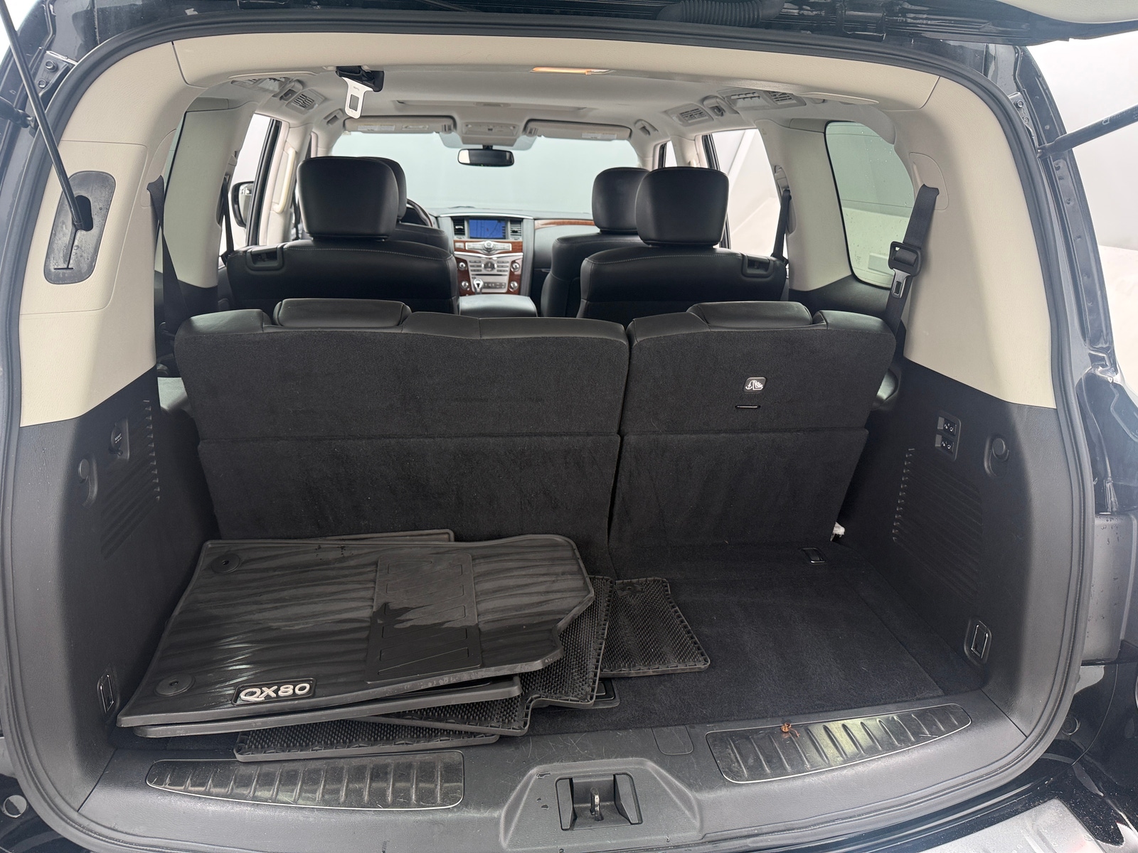 Thumbnail: 2019 INFINITI QX80 - 6