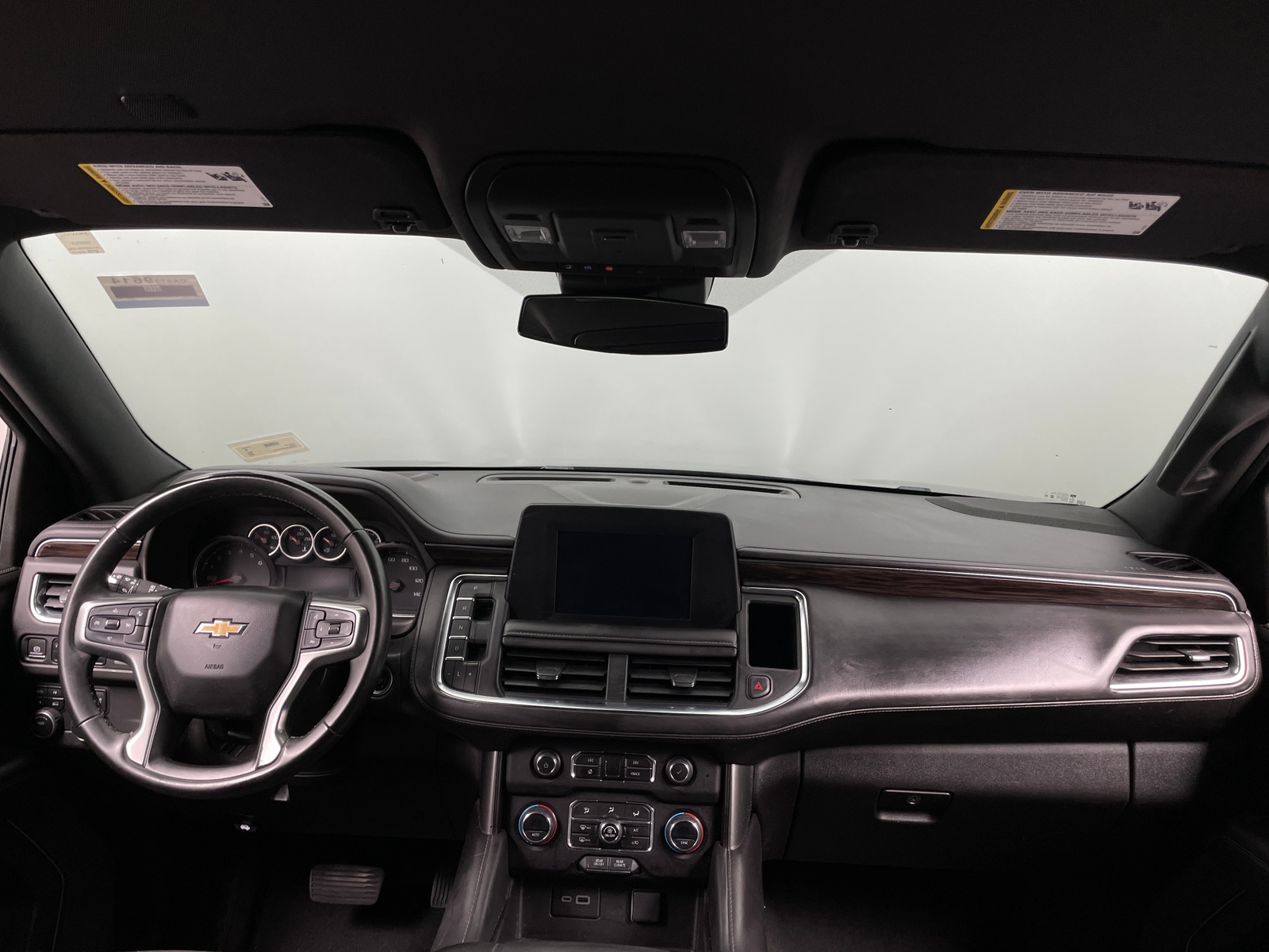 Thumbnail: 2023 Chevrolet Tahoe - 3