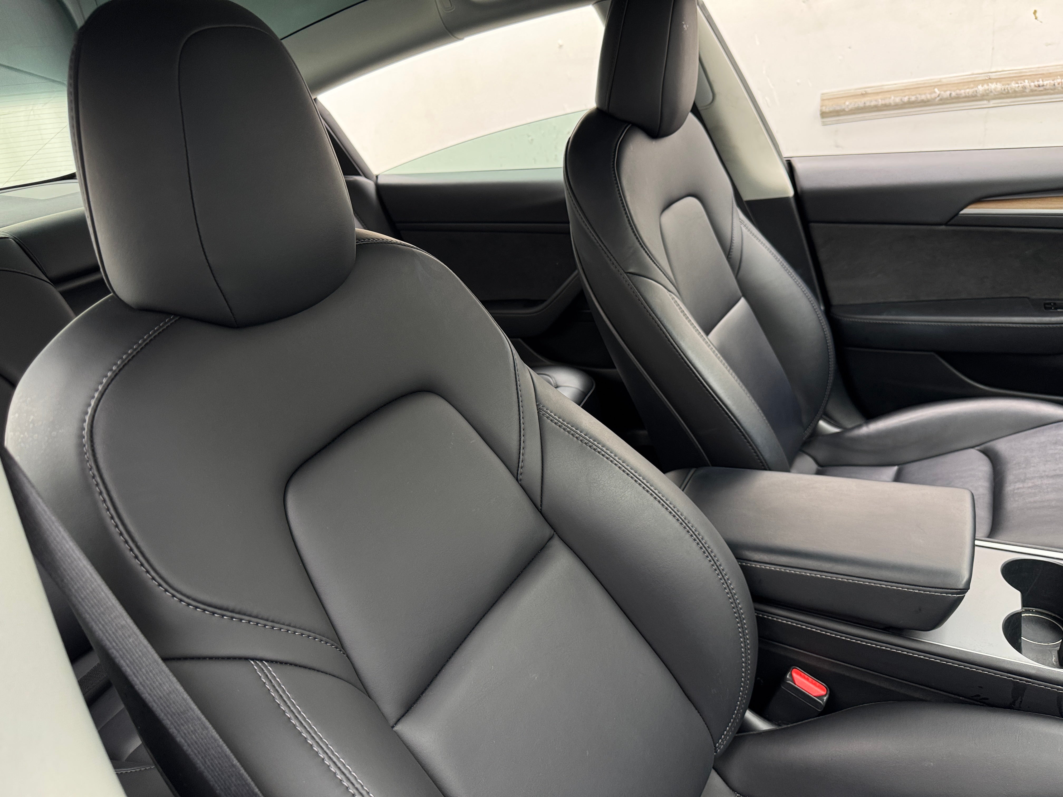 2022 Tesla Model 3 Long Range - Photo 3