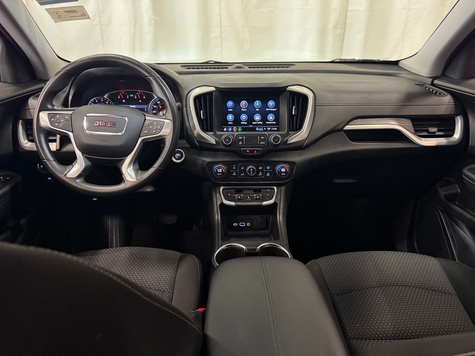 Thumbnail: 2024 GMC Terrain - 3