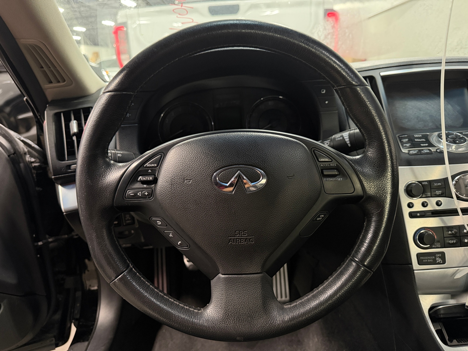 Thumbnail: 2014 INFINITI Q60 - 3