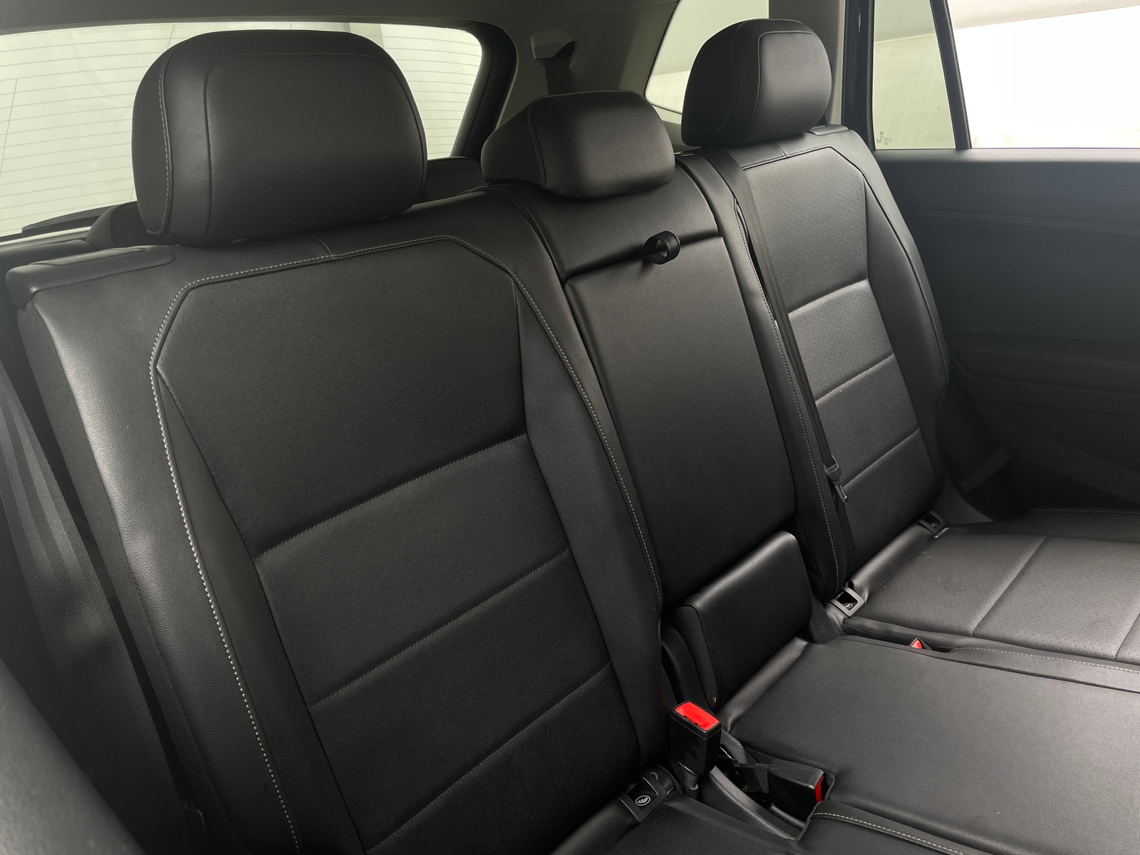 Thumbnail: 2018 Volkswagen Tiguan - 5