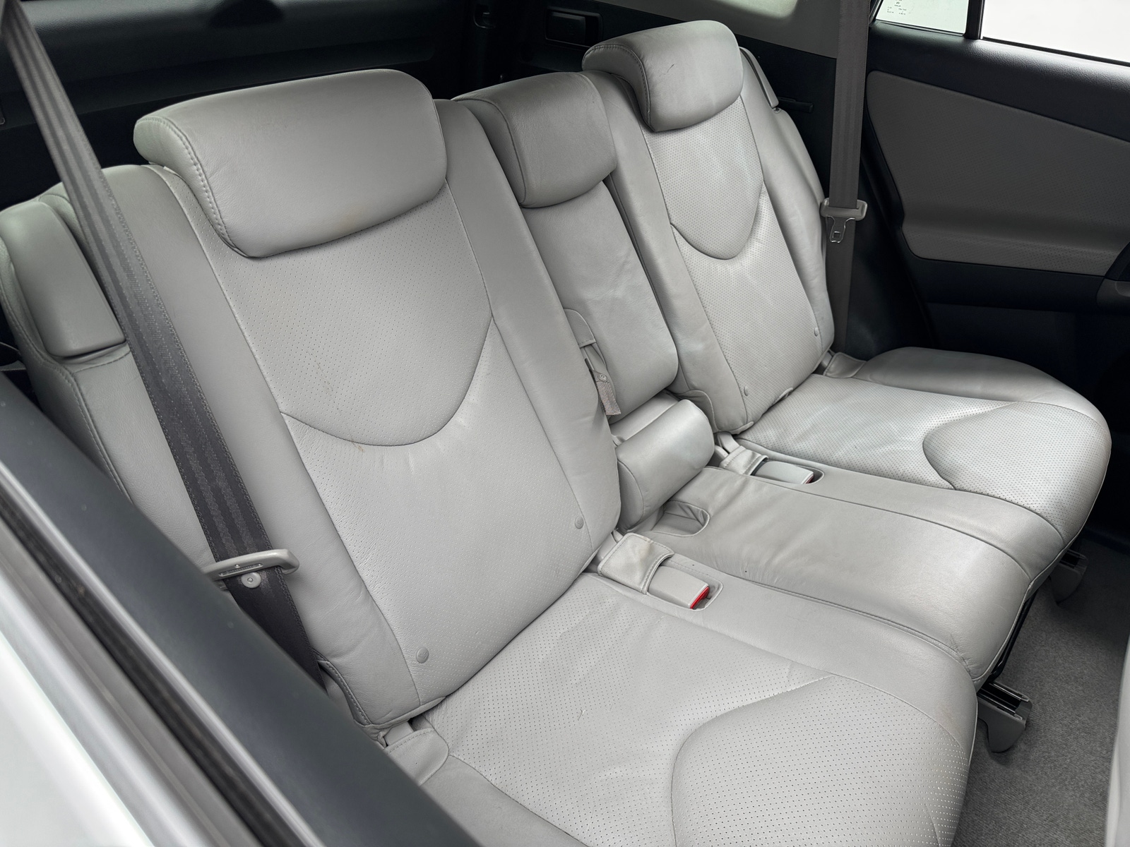 Thumbnail: 2010 Toyota RAV4 - 6