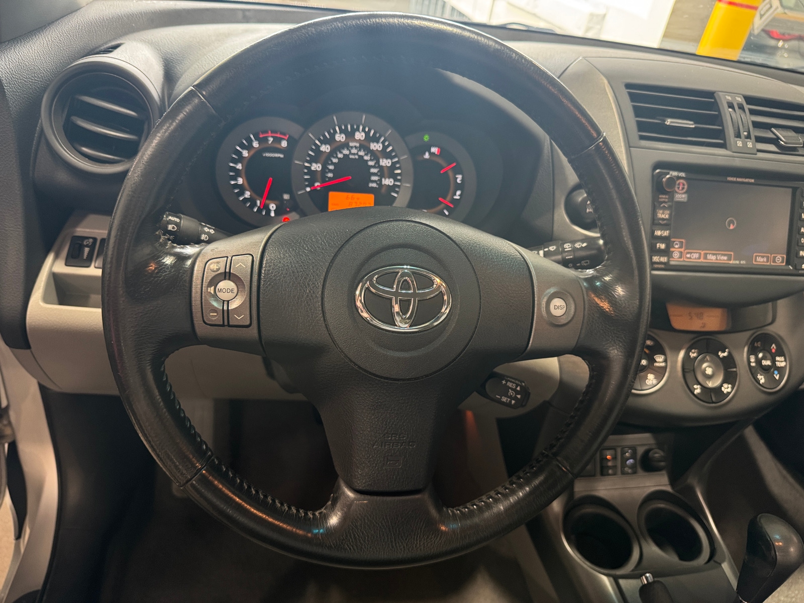 Thumbnail: 2010 Toyota RAV4 - 5