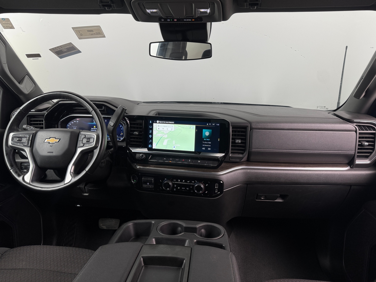 Thumbnail: 2025 Chevrolet Silverado 1500 - 3