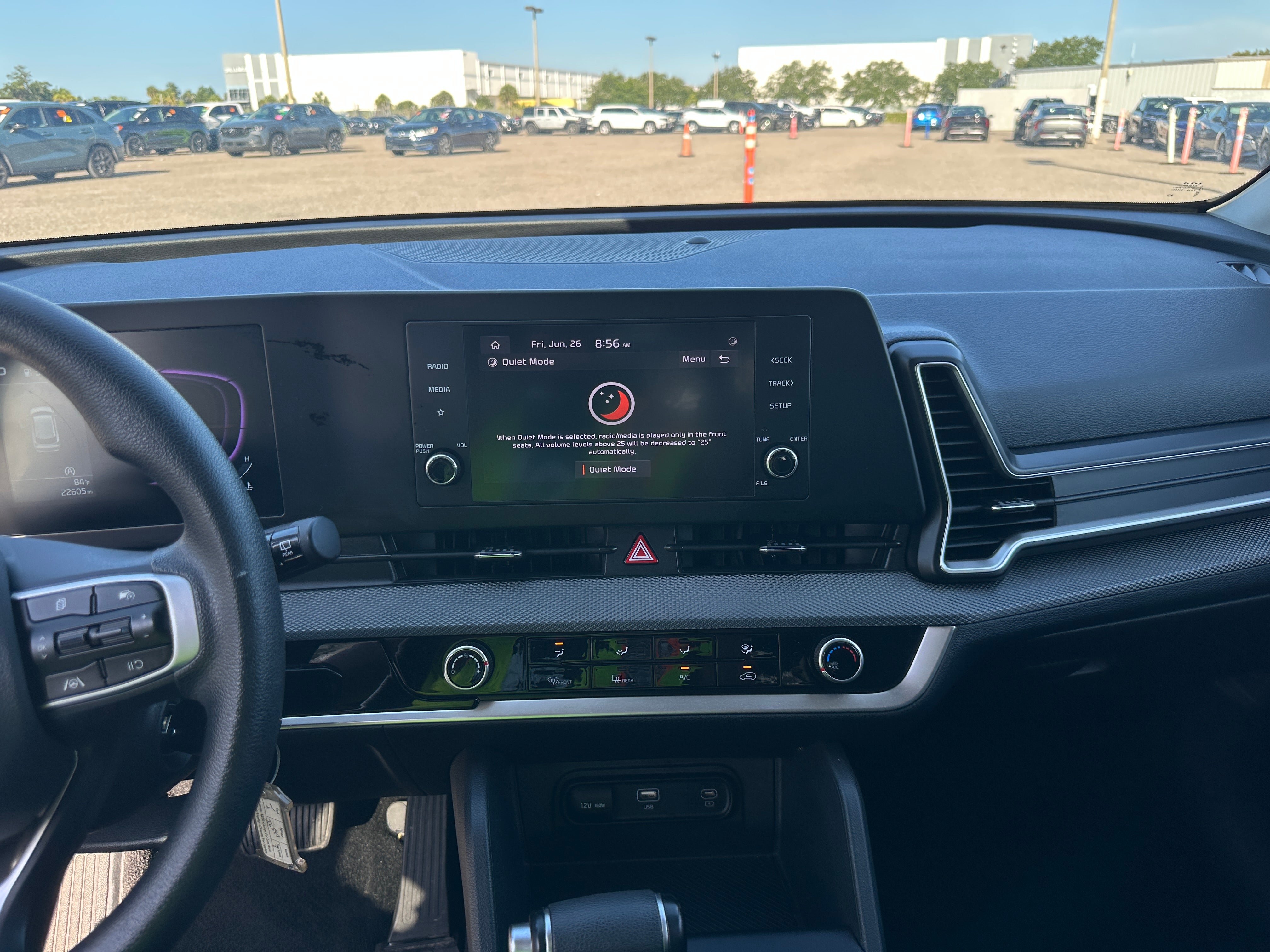 2025 Kia Sportage LX - Photo 12