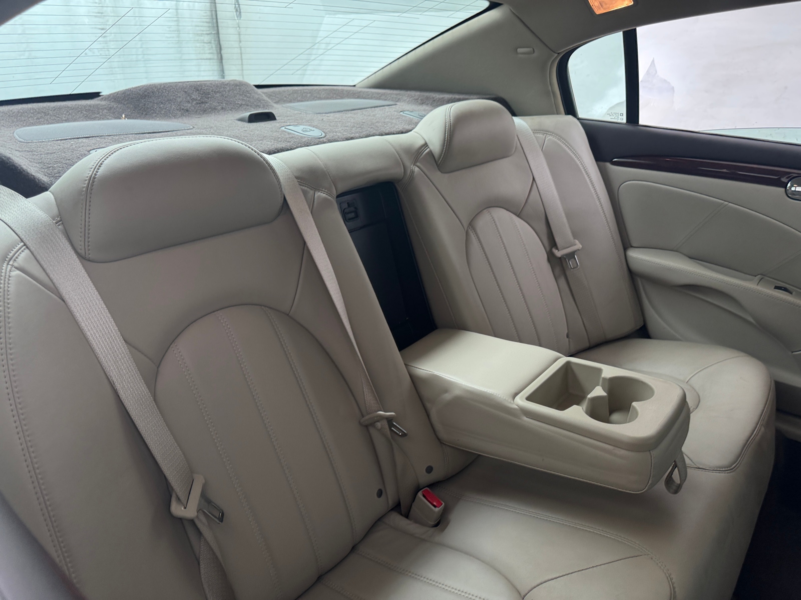 Thumbnail: 2010 Buick Lucerne - 5