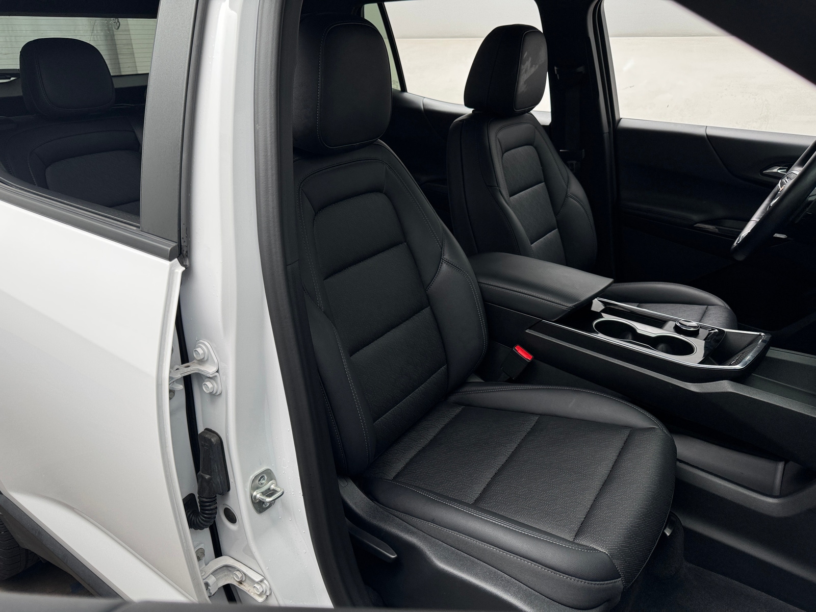 Thumbnail: 2026 Chevrolet Equinox - 2