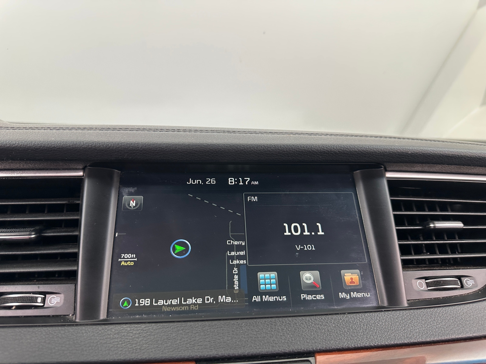 Thumbnail: 2017 Kia Cadenza - 3