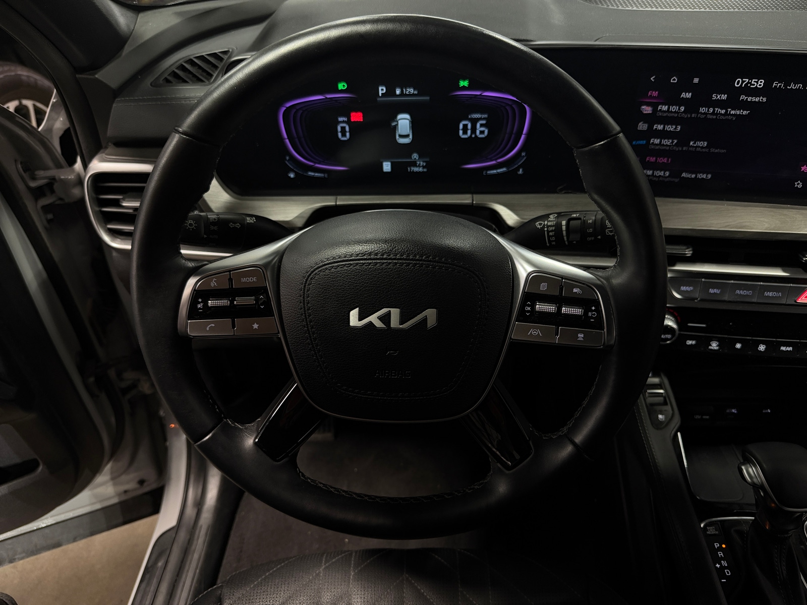 Thumbnail: 2025 Kia Telluride - 4