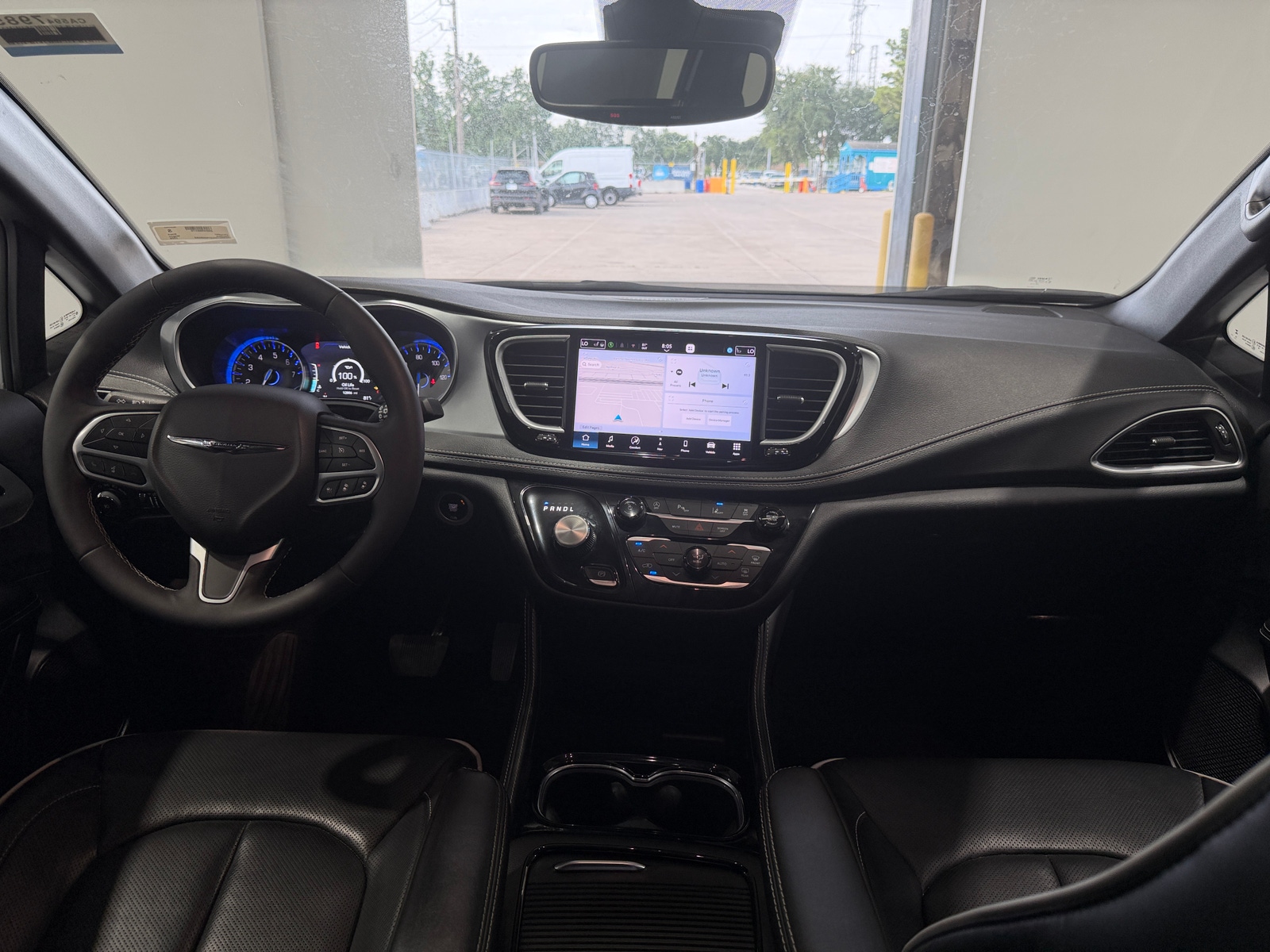 Thumbnail: 2026 Chrysler Pacifica - 2