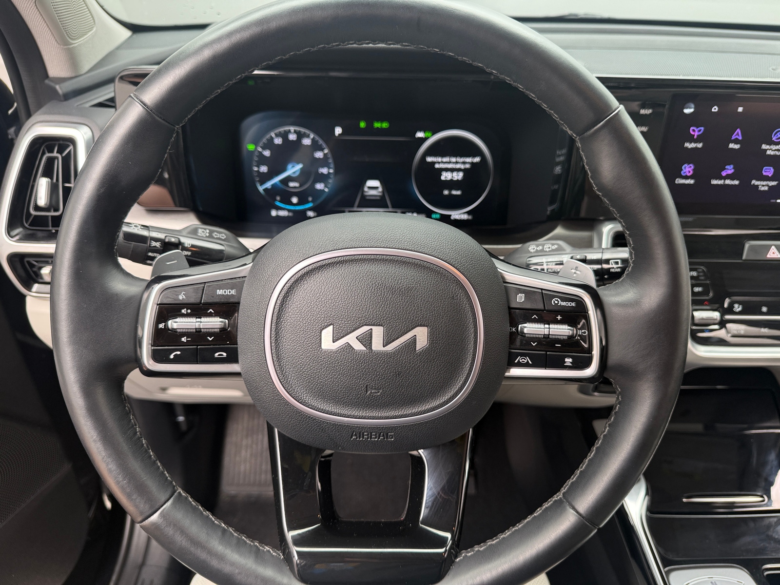 Thumbnail: 2024 Kia Sorento - 4