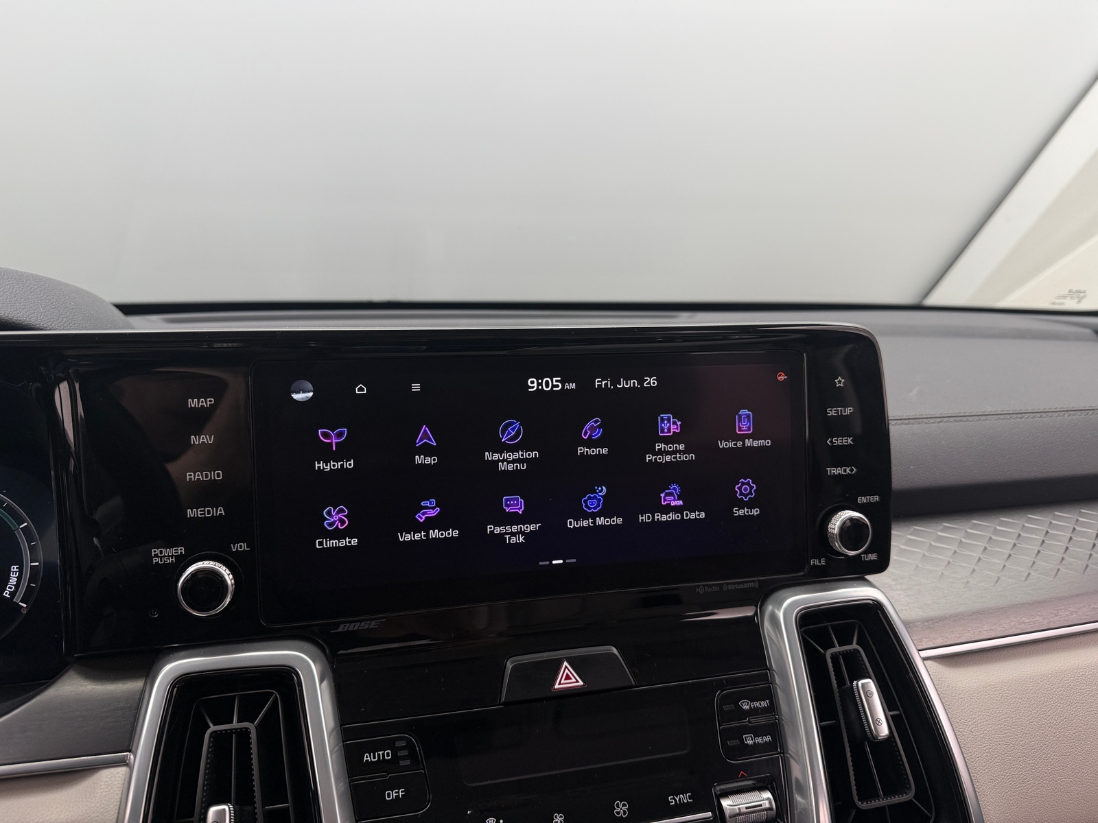 Thumbnail: 2024 Kia Sorento - 3