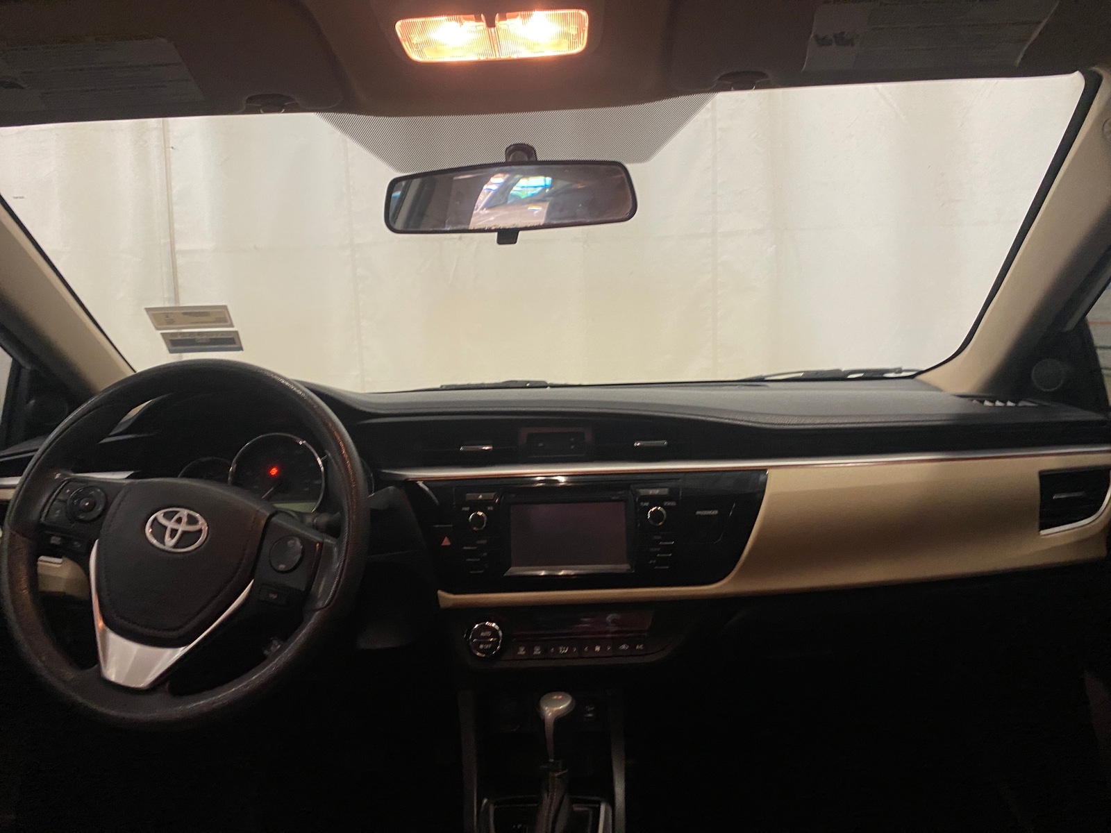 Thumbnail: 2016 Toyota Corolla - 3