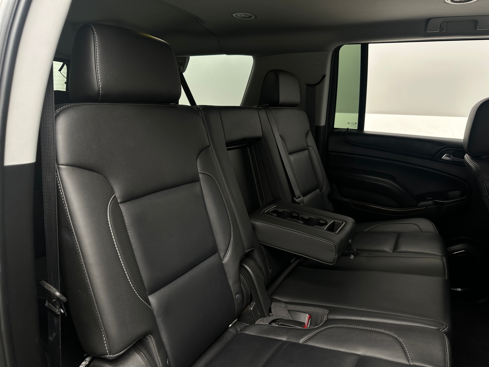 Thumbnail: 2019 Chevrolet Suburban - 5
