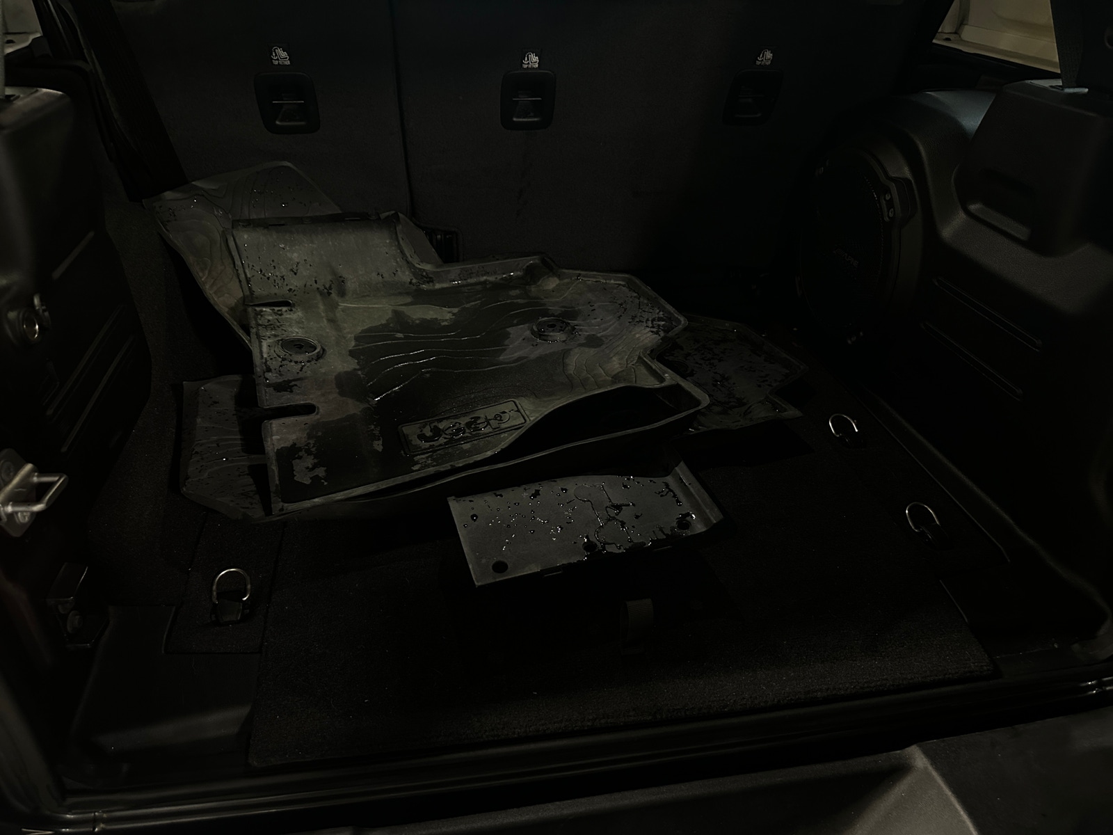 Thumbnail: 2021 Jeep Wrangler - 7