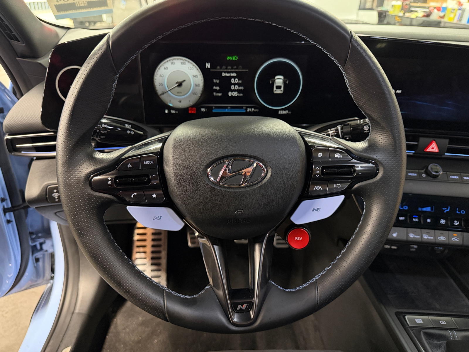 Thumbnail: 2022 Hyundai Elantra - 4