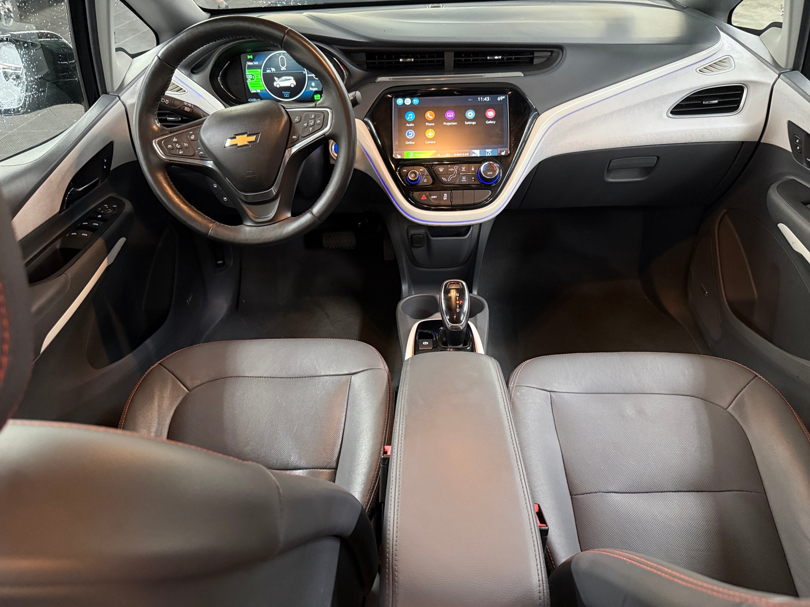 Thumbnail: 2017 Chevrolet Bolt EV - 2