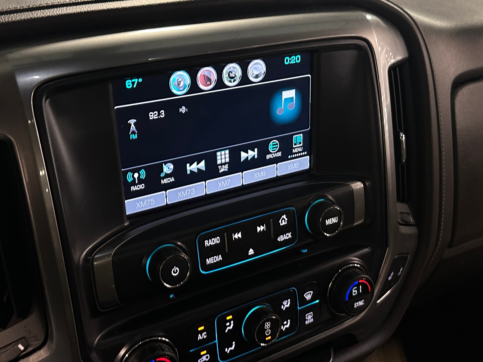 Thumbnail: 2016 Chevrolet Silverado 1500 - 3