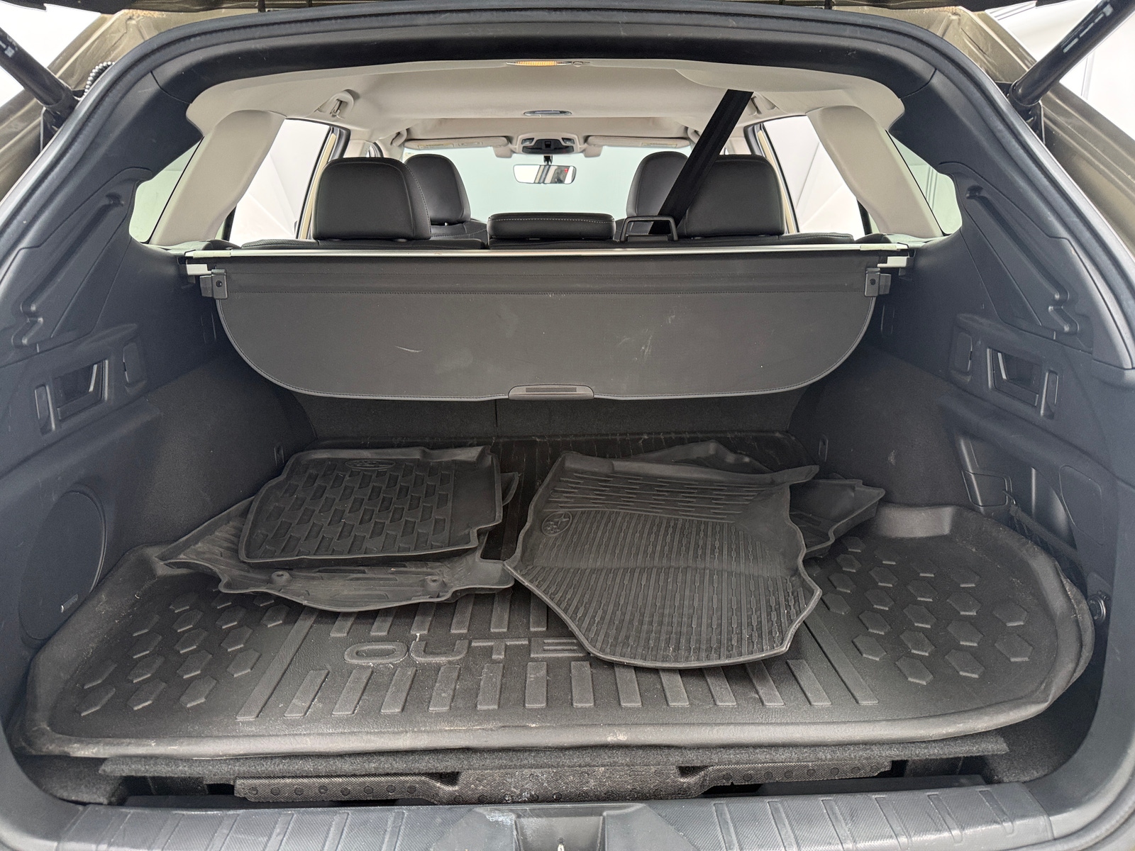 Thumbnail: 2020 Subaru Outback - 6