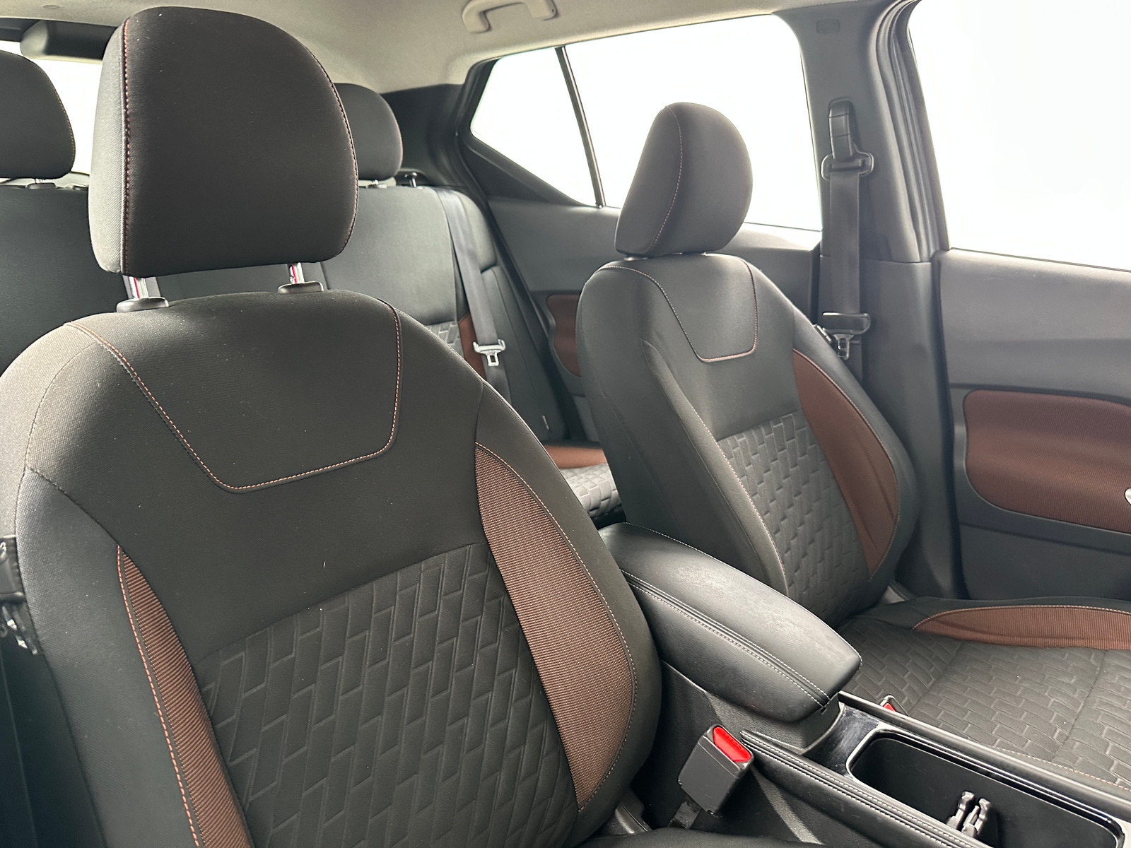 Thumbnail: 2021 Nissan Kicks - 2