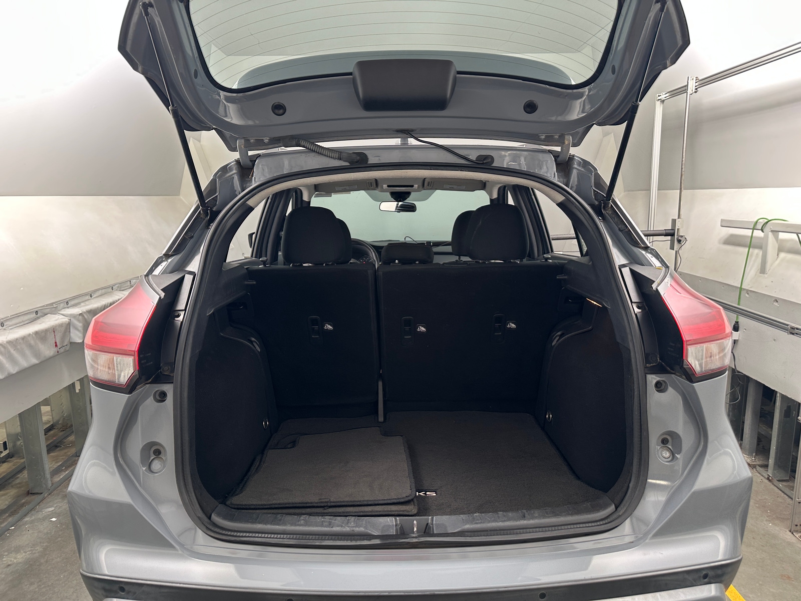 Thumbnail: 2021 Nissan Kicks - 7