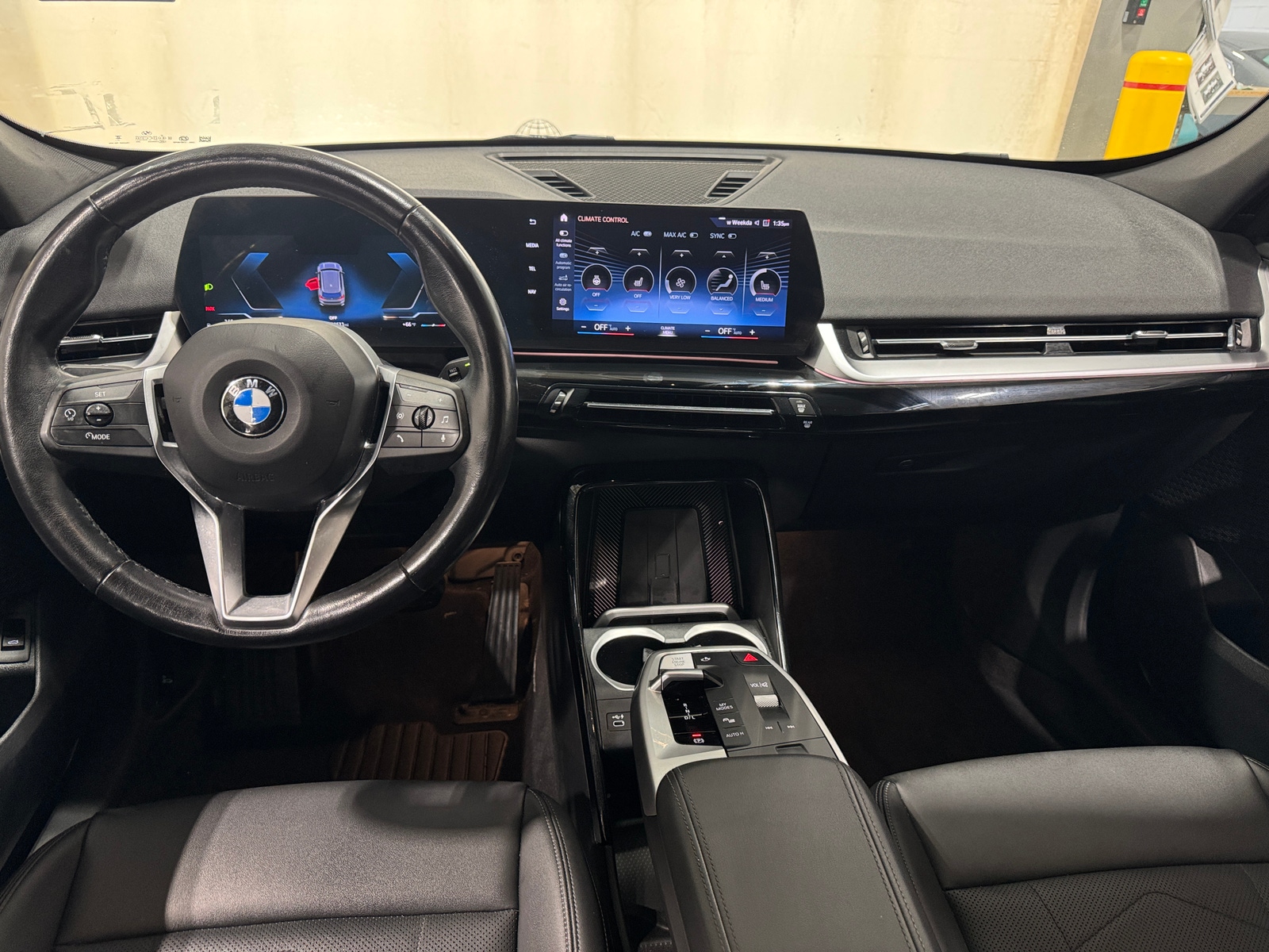 Thumbnail: 2023 BMW X1 - 2