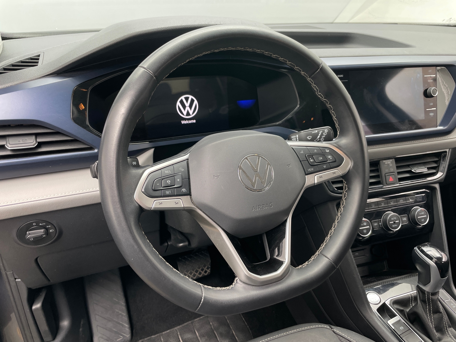 Thumbnail: 2024 Volkswagen Taos - 4