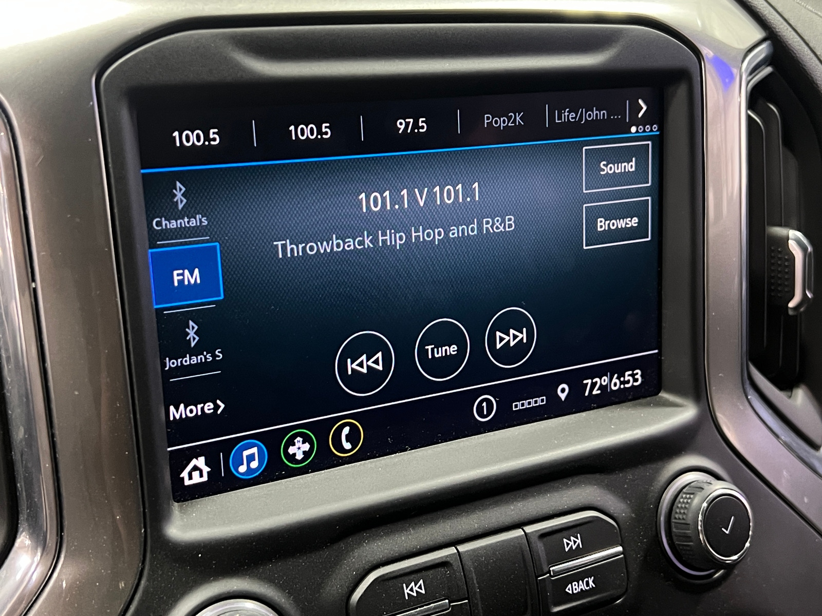 Thumbnail: 2021 Chevrolet Silverado 1500 - 4