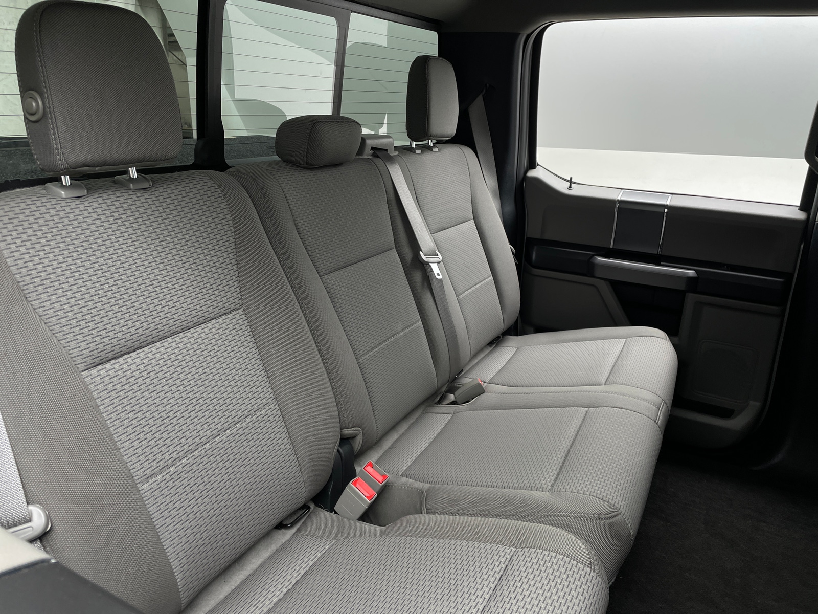 Thumbnail: 2018 Ford Econoline - 6