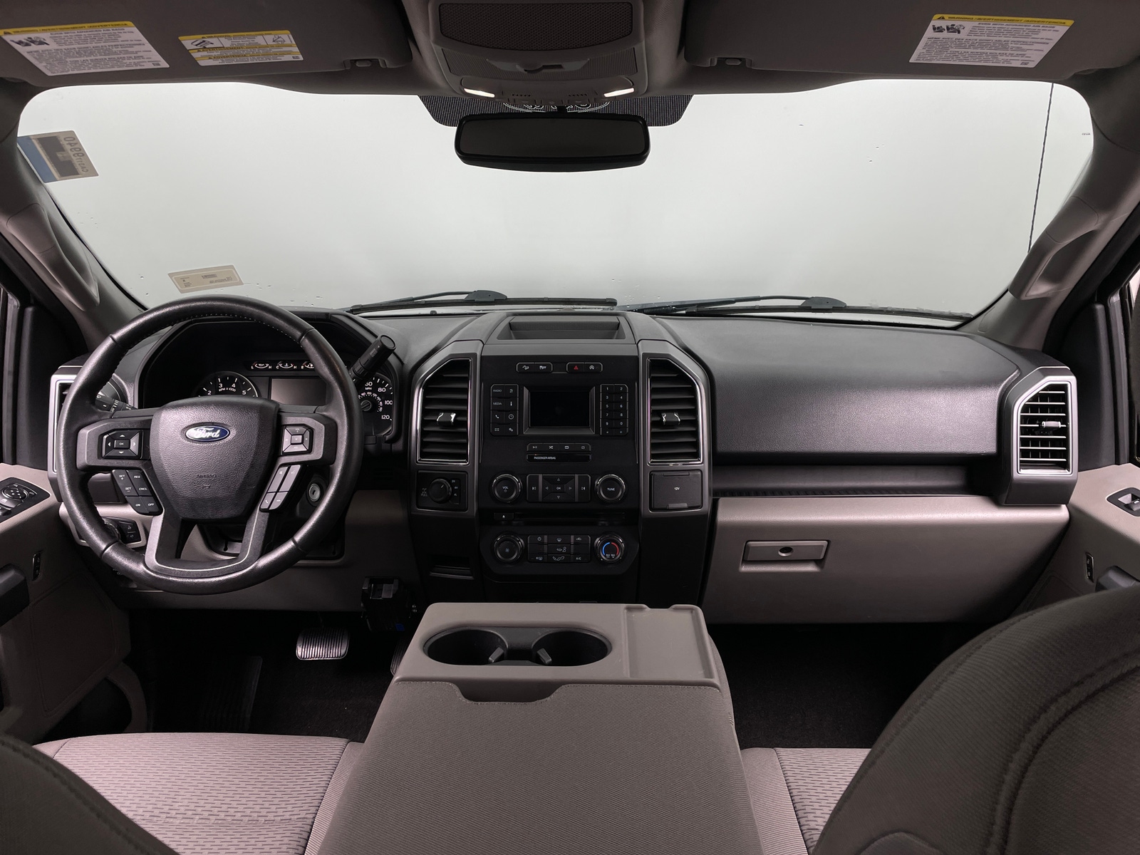 Thumbnail: 2018 Ford Econoline - 3