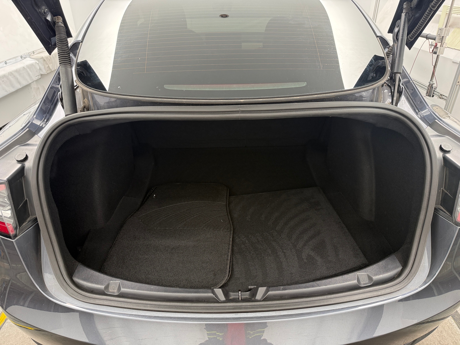 Thumbnail: 2023 Tesla Model 3 - 6